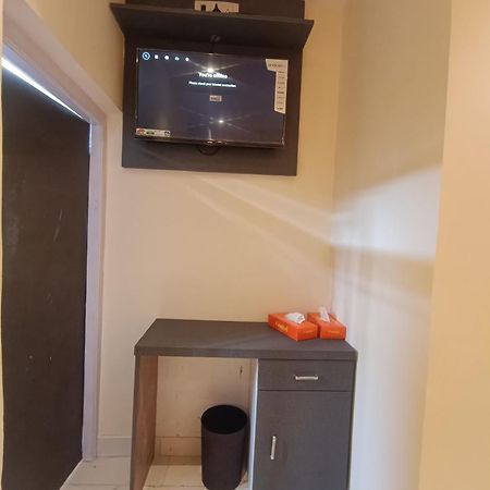 Hotel Powai Residency Βομβάη Εξωτερικό φωτογραφία